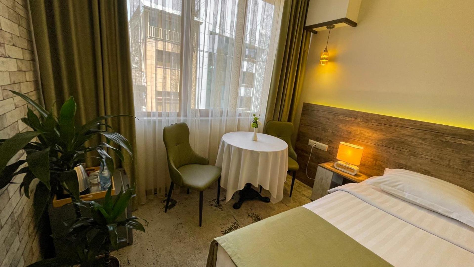 Rg Boutique Hotel Ереван Екстериор снимка